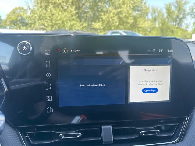 New 2026 Chevrolet Equinox RS w/ Safety and Technology Package FWD image 21