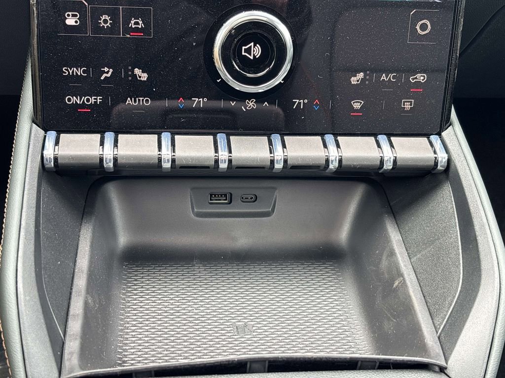 New 2026 GMC Terrain AT4 AWD/4WD image 13