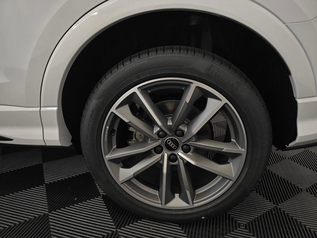 New 2025 Audi Q3 2.0T Premium image 20