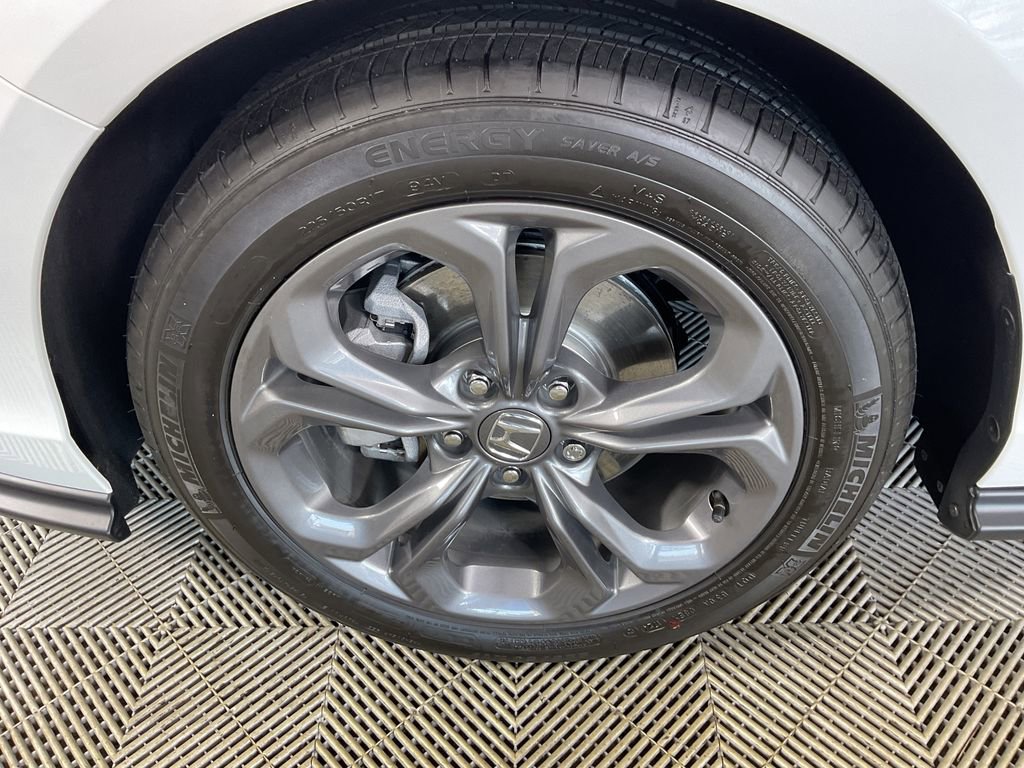 Used 2024 Honda Accord EX image 5