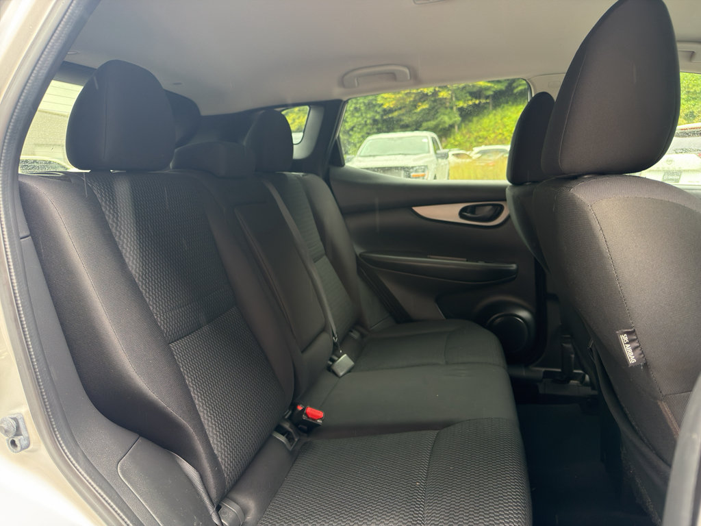 Used 2019 Nissan Rogue Sport S FWD image 17