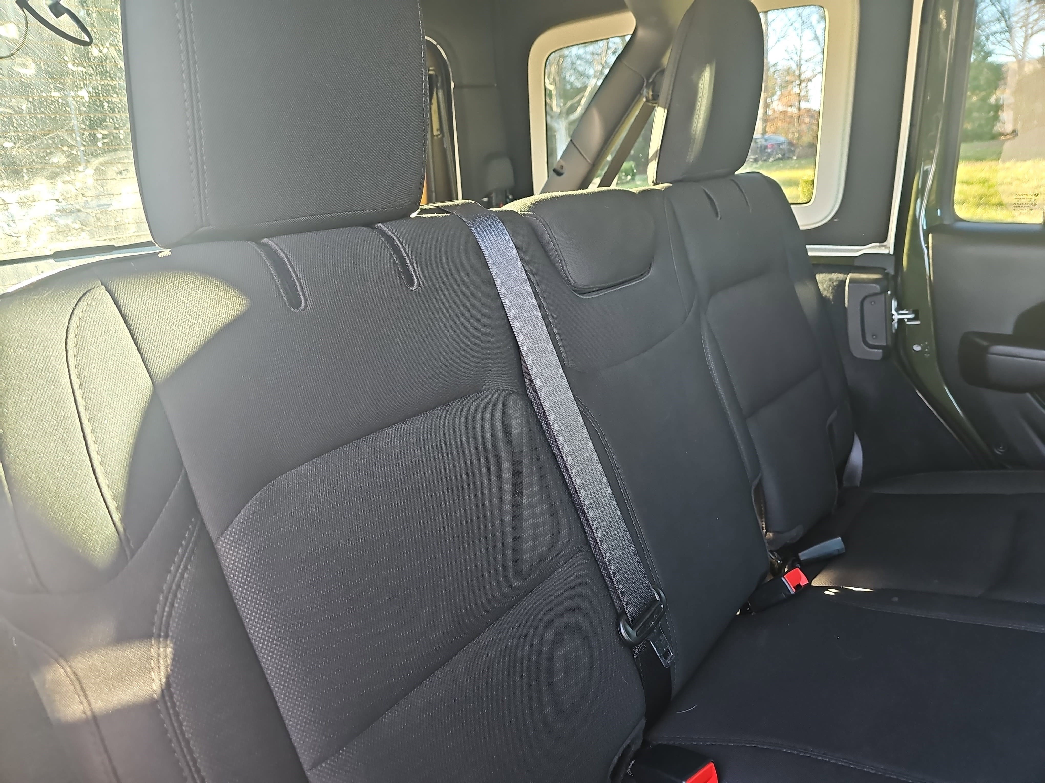 Used 2023 Jeep Wrangler Unlimited Sport image 12