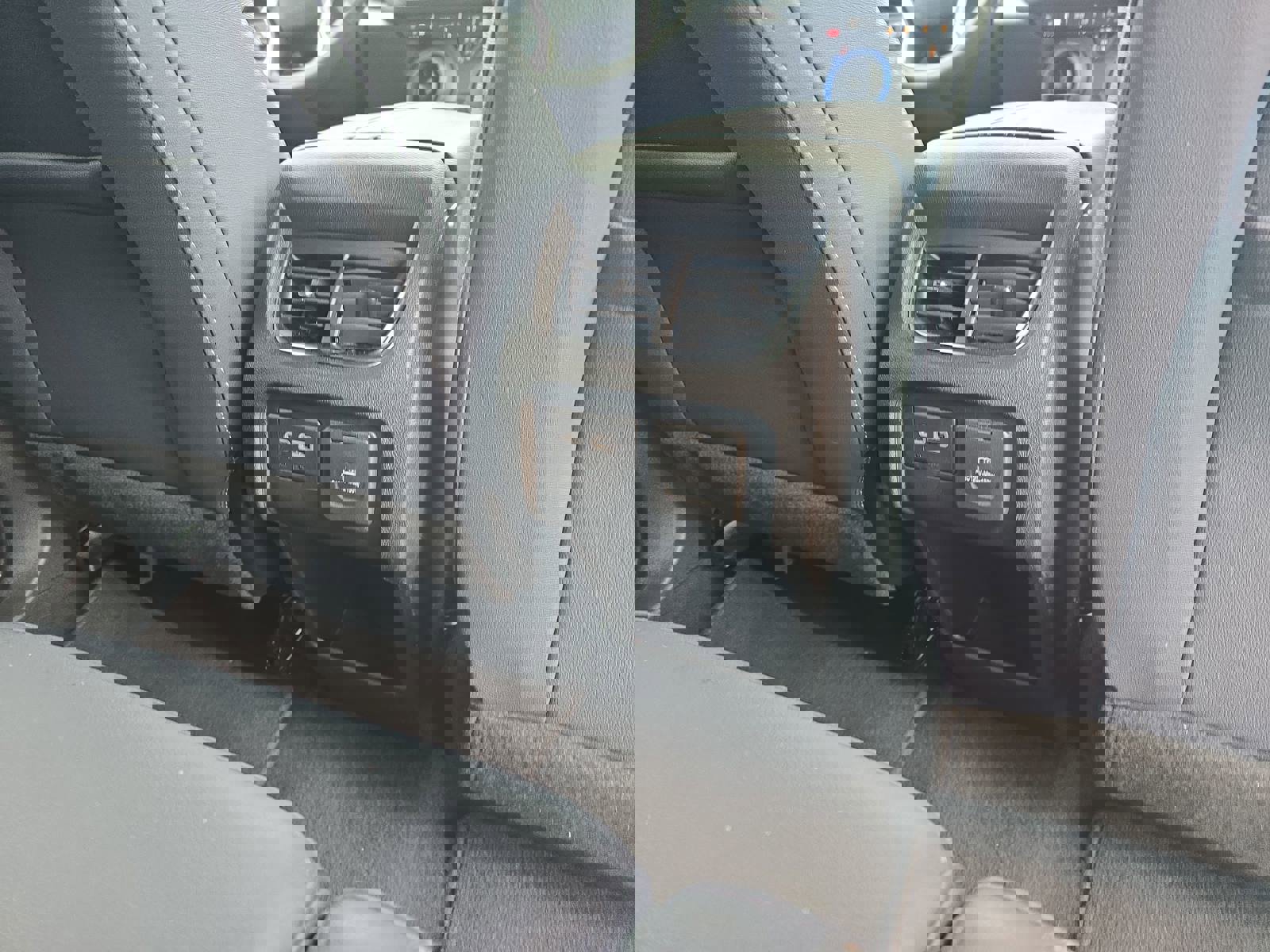 Used 2023 Chevrolet Blazer RS w/ Enhanced Convenience Package image 13