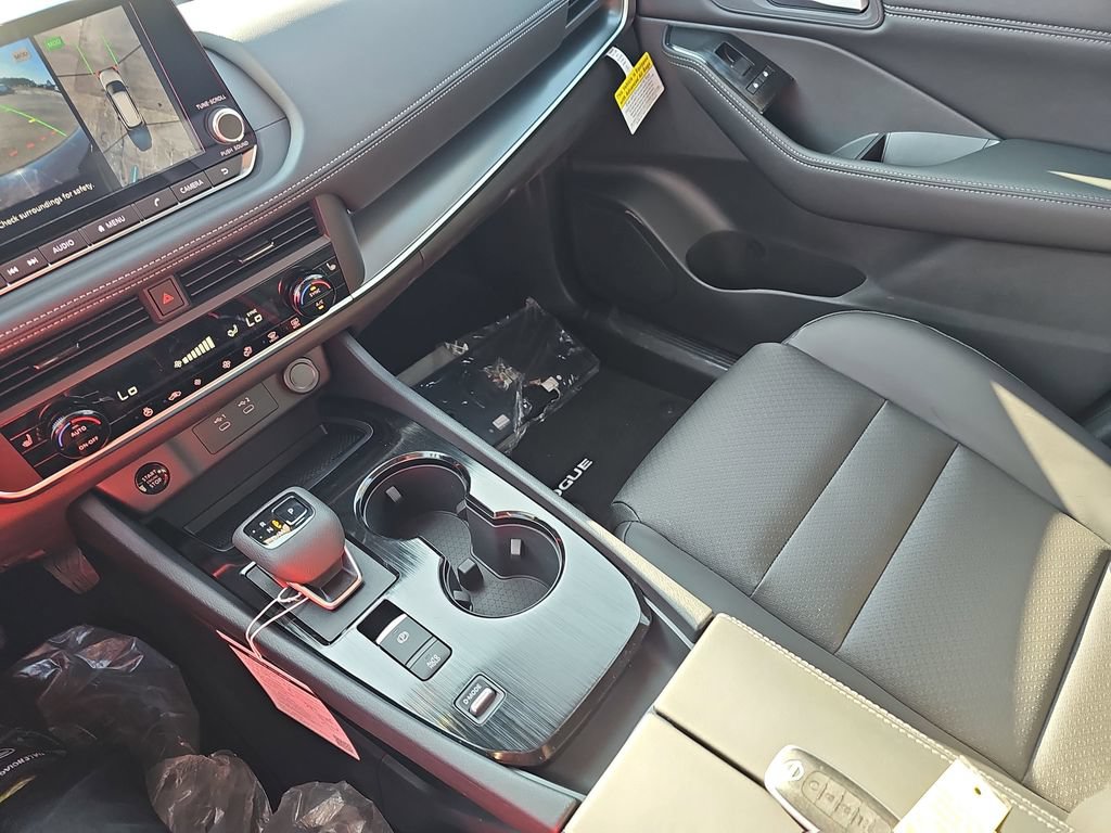 New 2026 Nissan Rogue Dark Armor FWD image 28