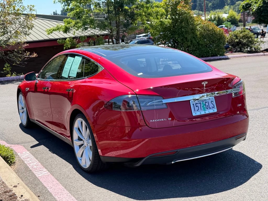 Used 2013 Tesla Model S Performance RWD image 5
