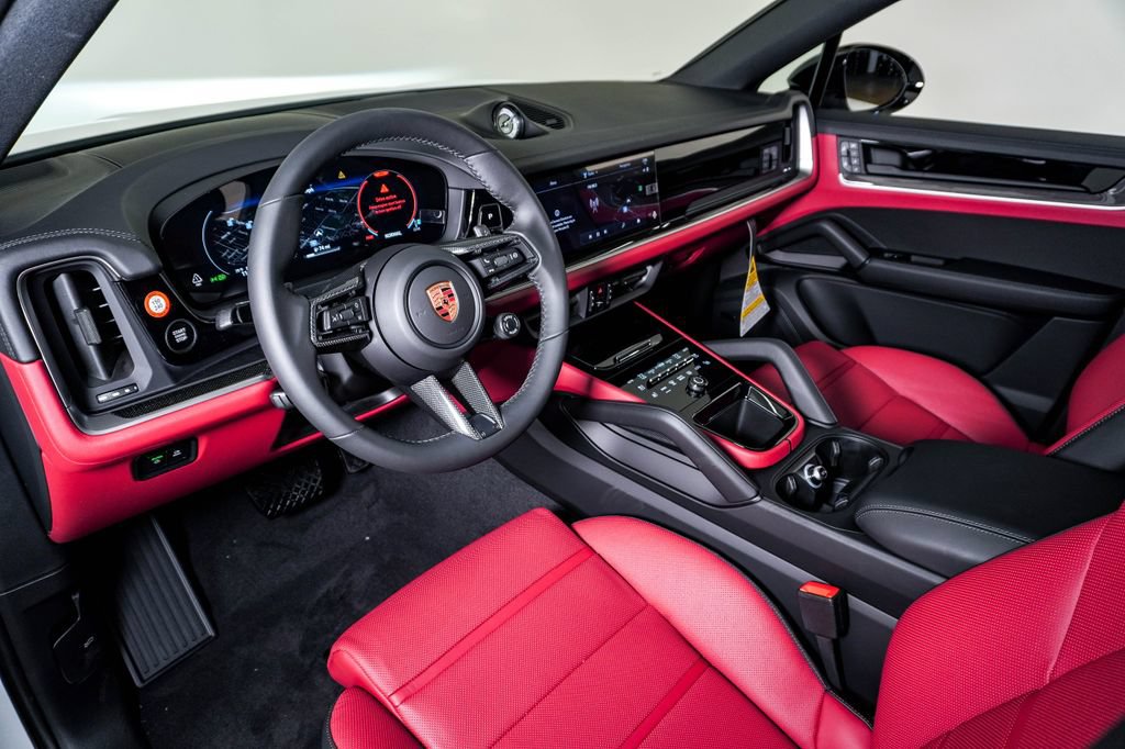 New 2026 Porsche Cayenne Coupe AWD/4WD image 4
