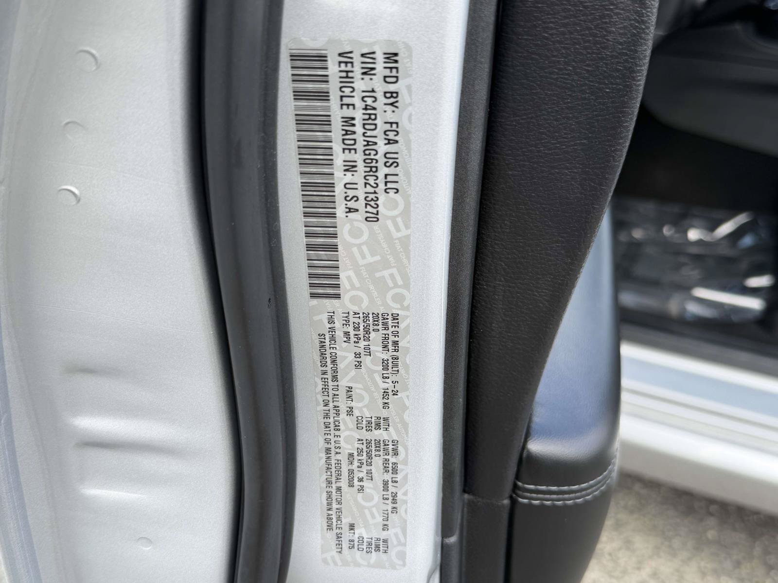 Used 2024 Dodge Durango SXT w/ SXT Blacktop Group AWD/4WD image 37
