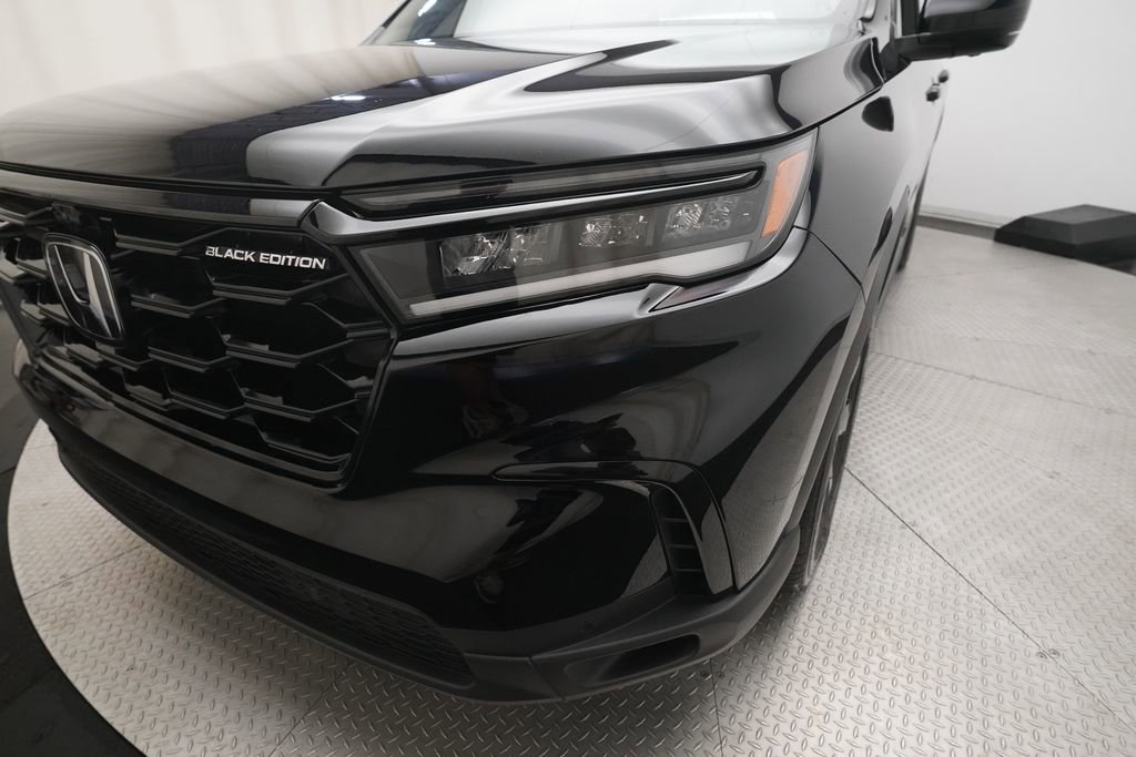 Certified 2025 Honda Pilot Black Edition image 25