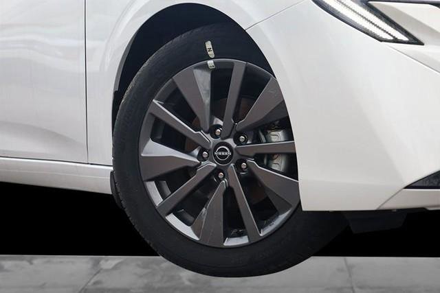 New 2026 Nissan Sentra SL w/ Floor Mat Package FWD image 3