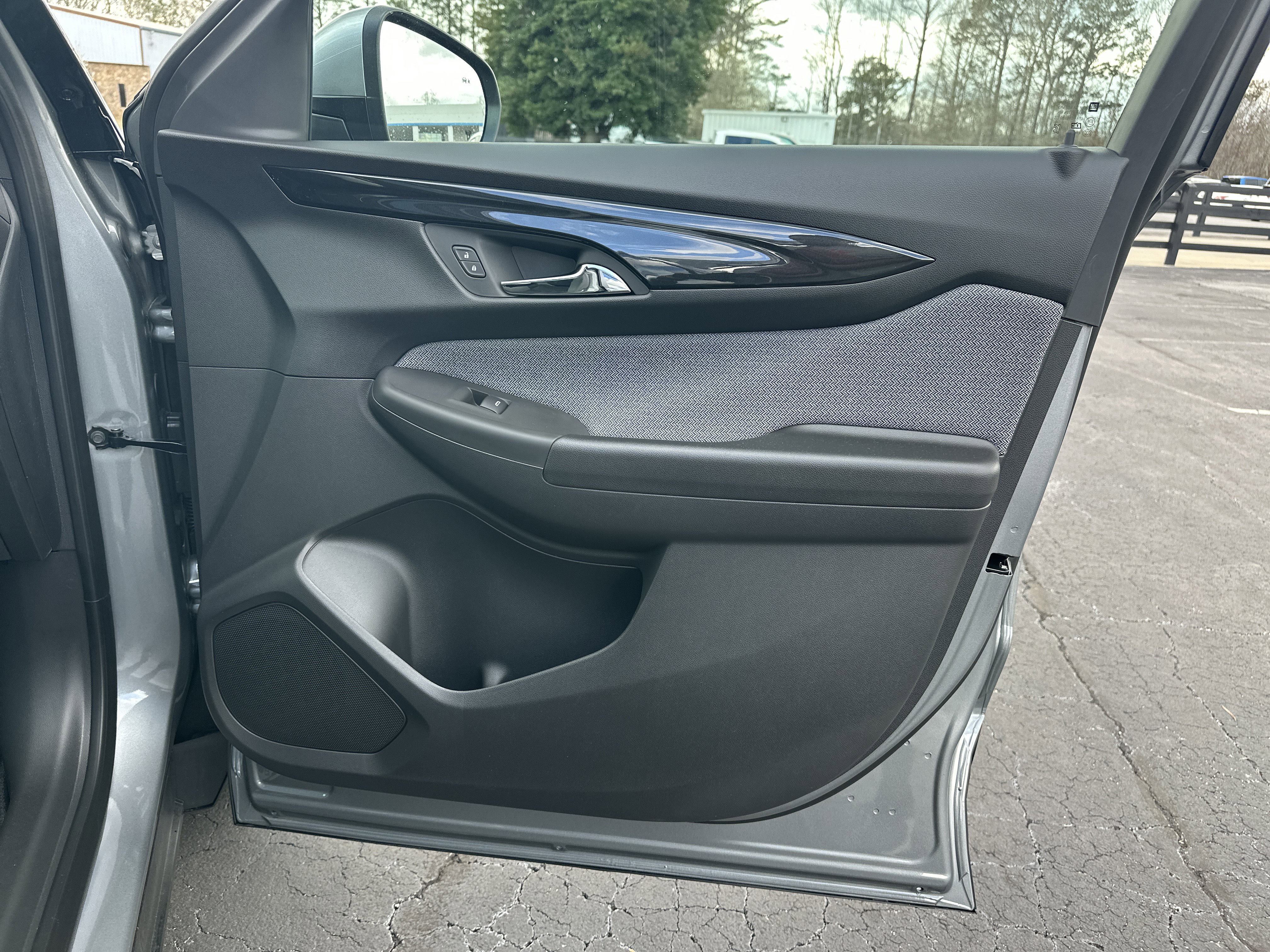 New 2026 Chevrolet TrailBlazer LT w/ Convenience Package FWD image 16