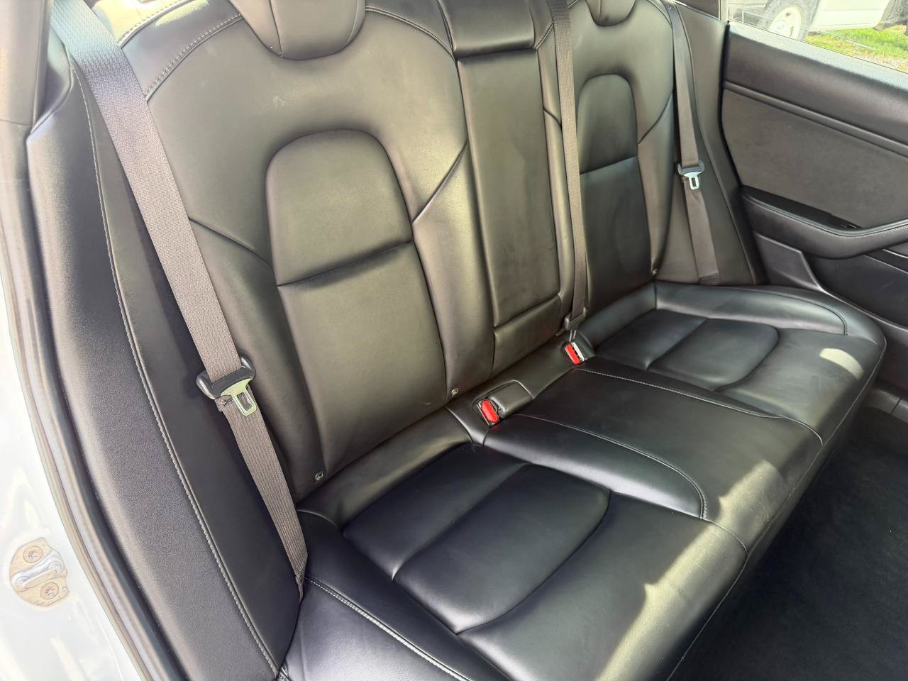Used 2019 Tesla Model 3 Mid Range RWD image 38