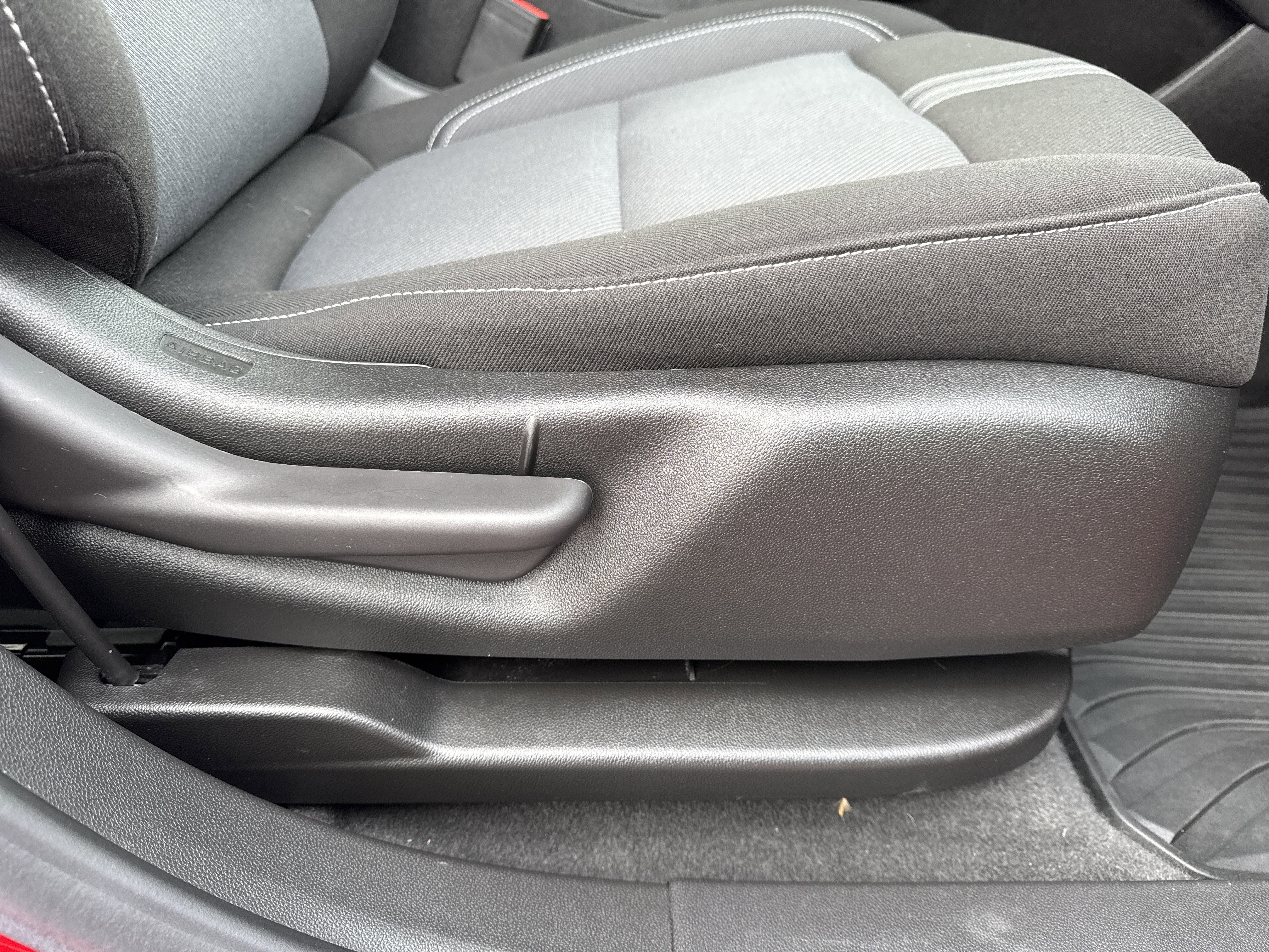 Used 2023 Chevrolet Blazer LT w/ Convenience Package image 28