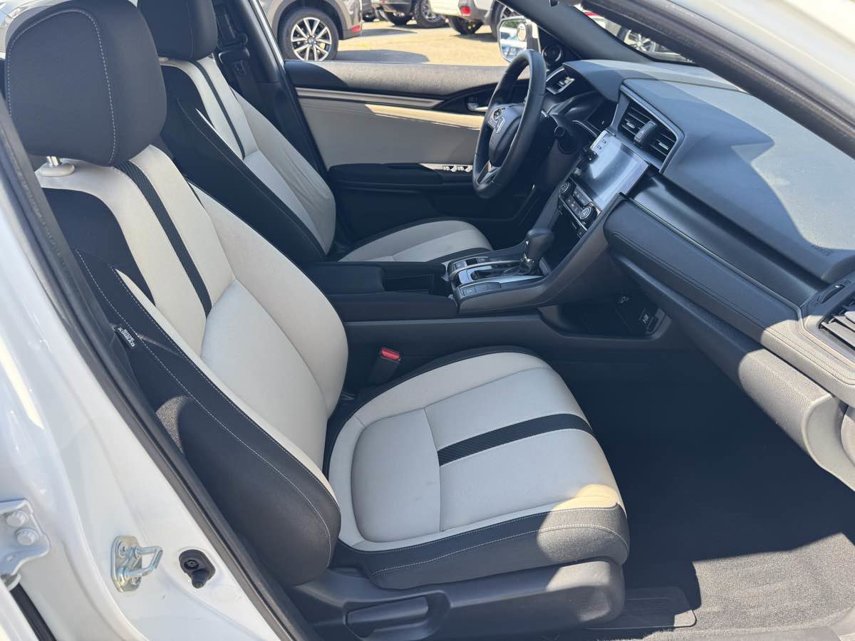 Used 2019 Honda Civic EX image 13