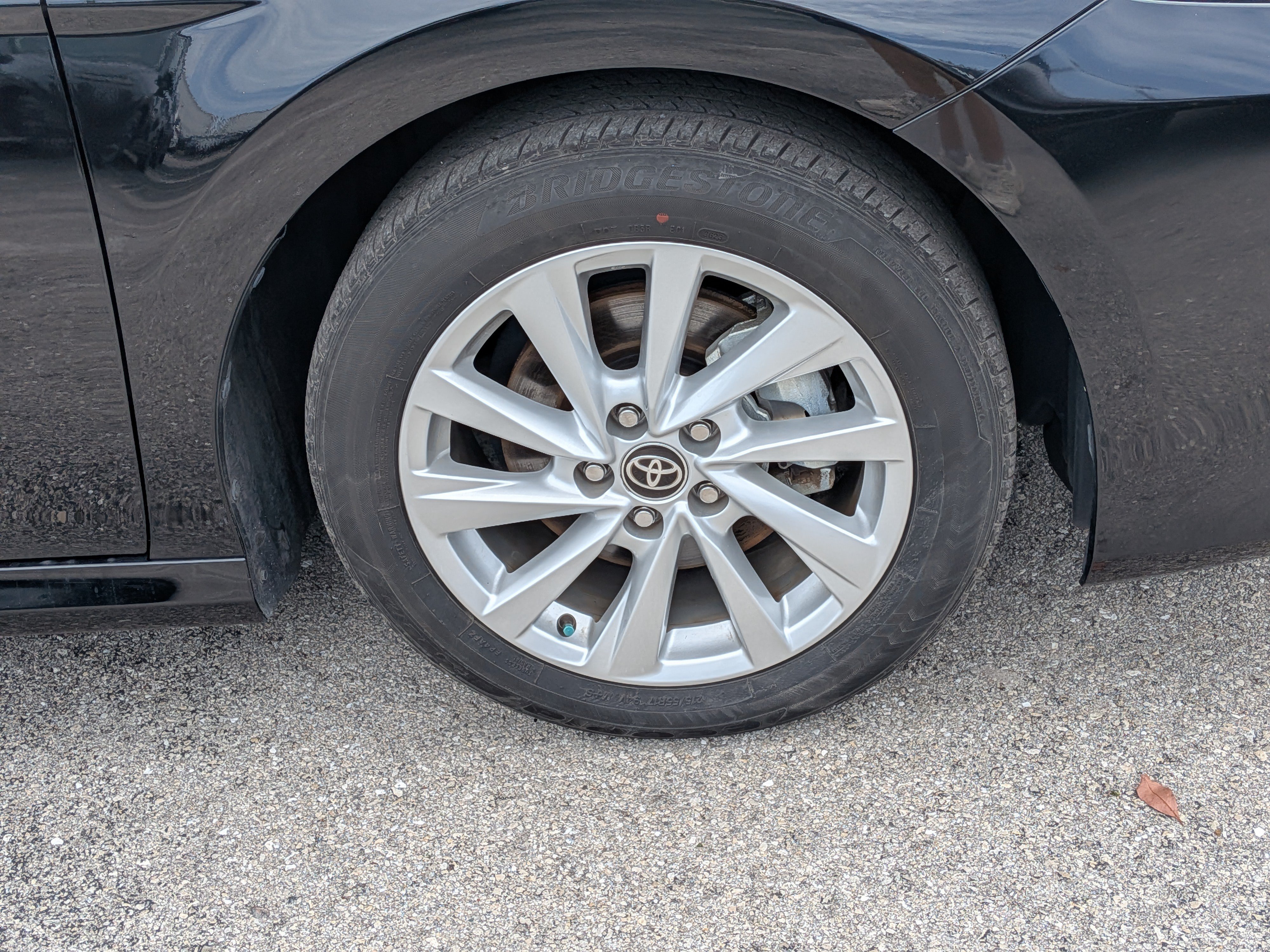 Used 2024 Toyota Camry LE FWD image 11