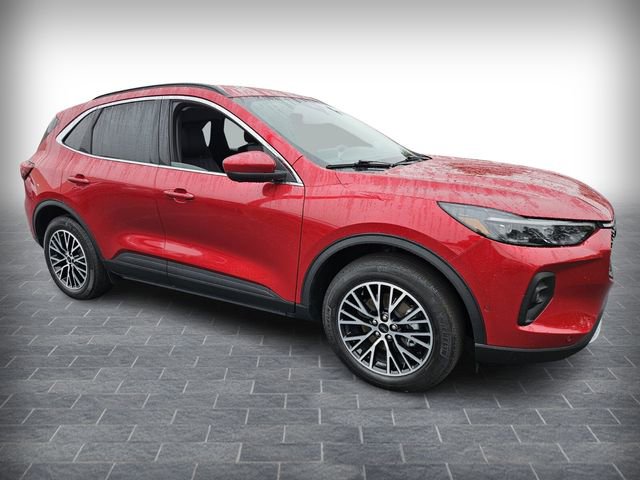 Used 2024 Ford Escape SE w/ PHEV Premium Package image 3