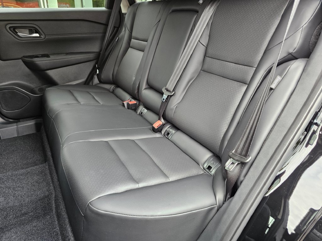 New 2026 Nissan Rogue Dark Armor AWD/4WD image 13