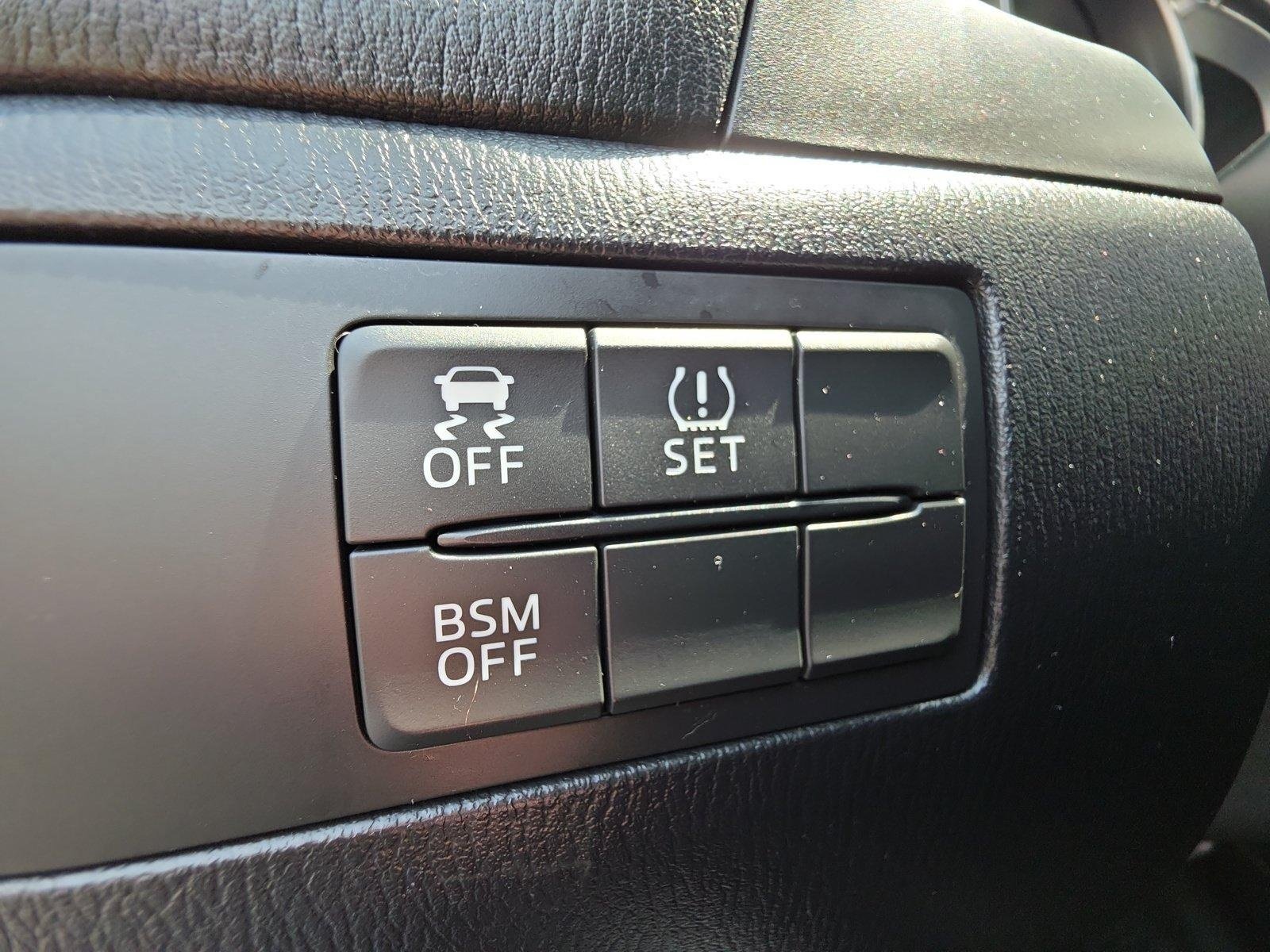 Used 2014 MAZDA MAZDA3 i Touring FWD image 30