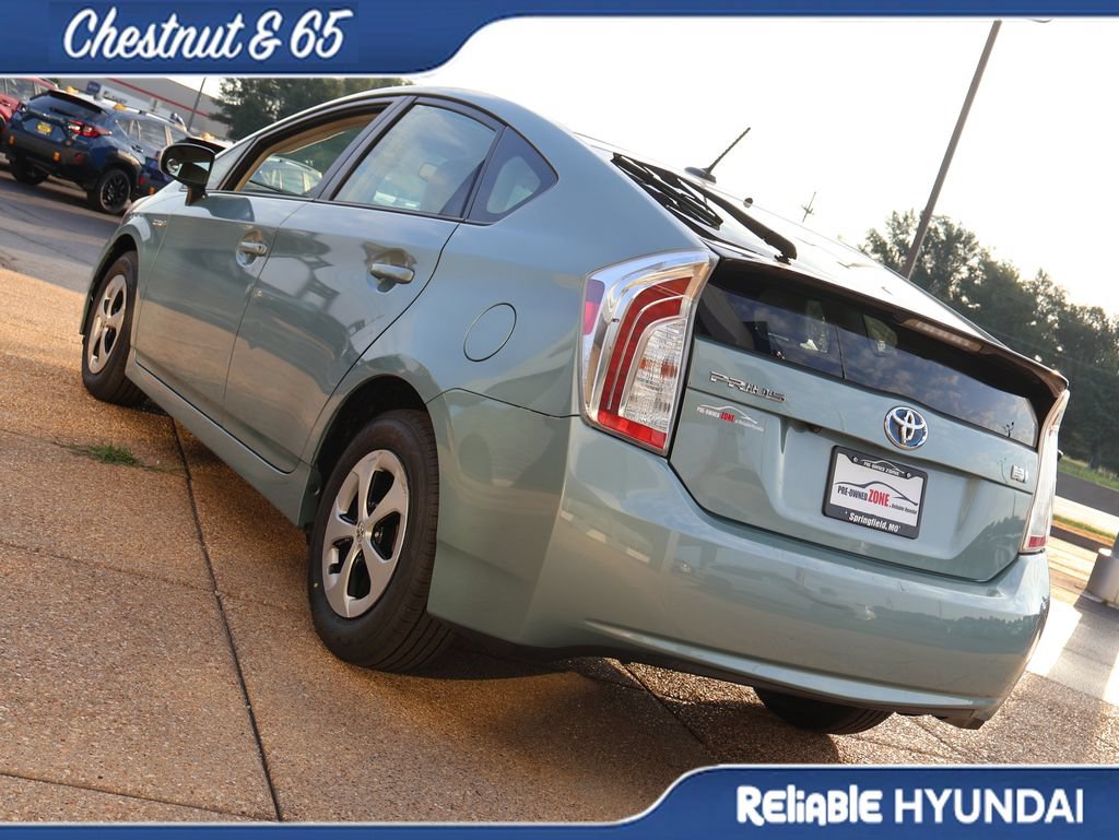 Used 2014 Toyota Prius Four FWD image 4