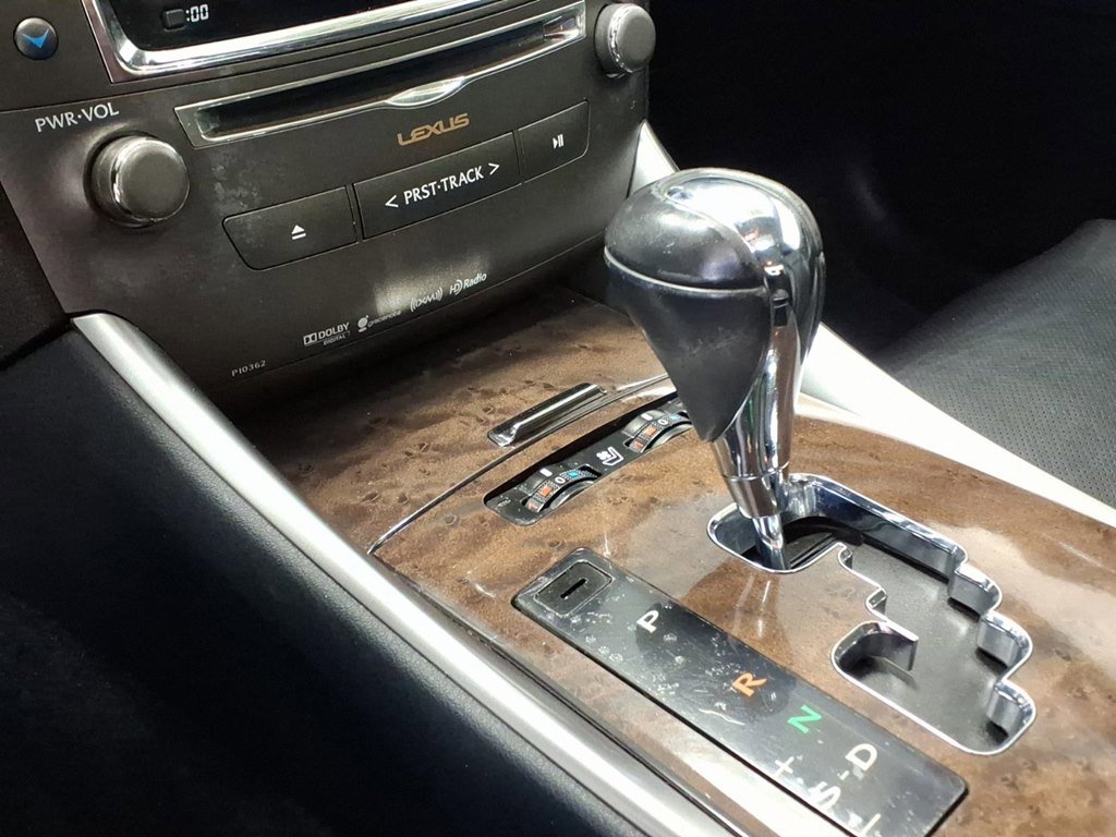 Used 2013 Lexus IS 250 AWD w/ Luxury Plus Pkg Value Edition image 17