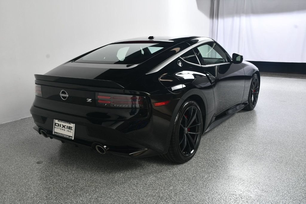 Used 2024 Nissan Z Performance w/ Floor Mat Package RWD image 8