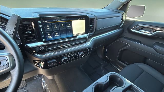 Used 2023 Chevrolet Silverado 1500 LT image 24