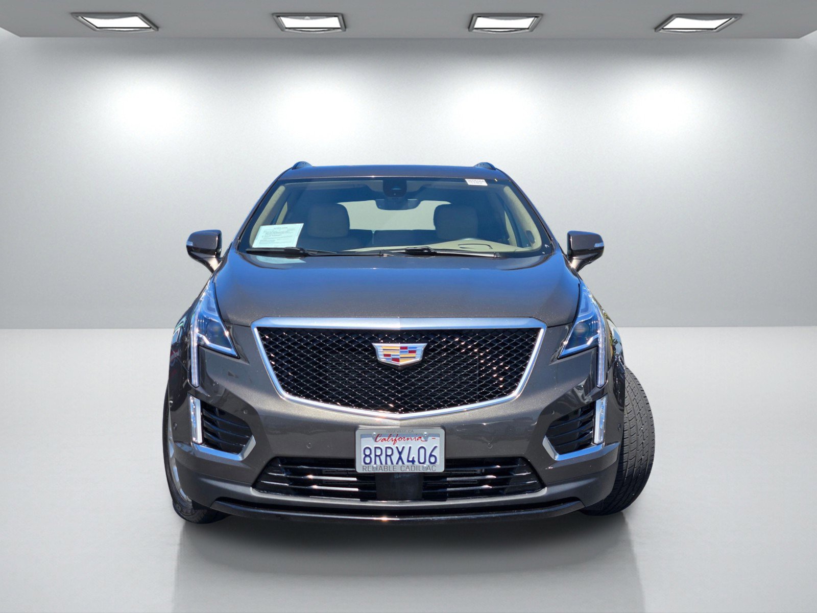 Used 2020 Cadillac XT5 Sportv w/ Platinum Package AWD/4WD image 2