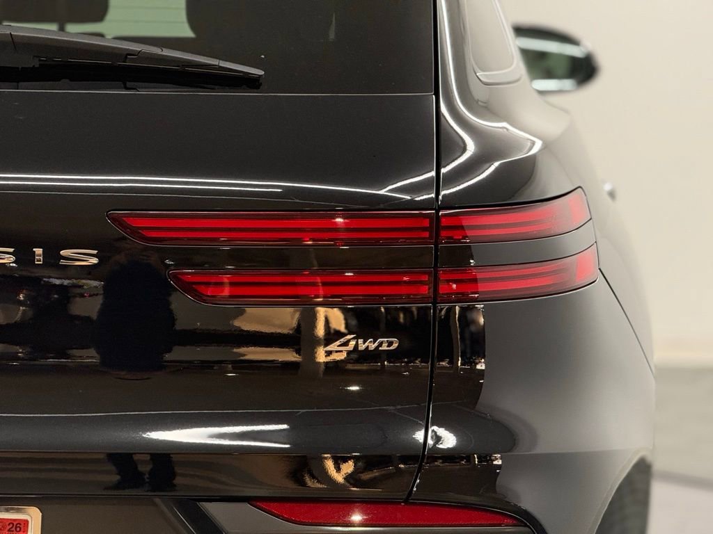 Used 2026 Genesis GV70 2.5T Select image 6