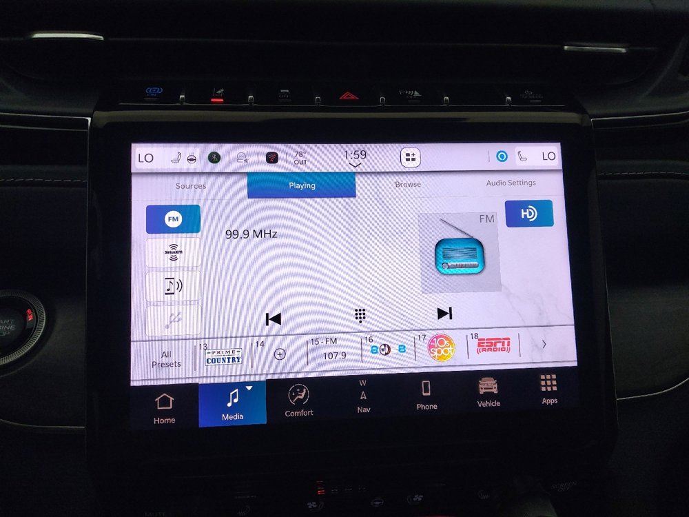 Used 2022 Jeep Grand Cherokee Overland image 25