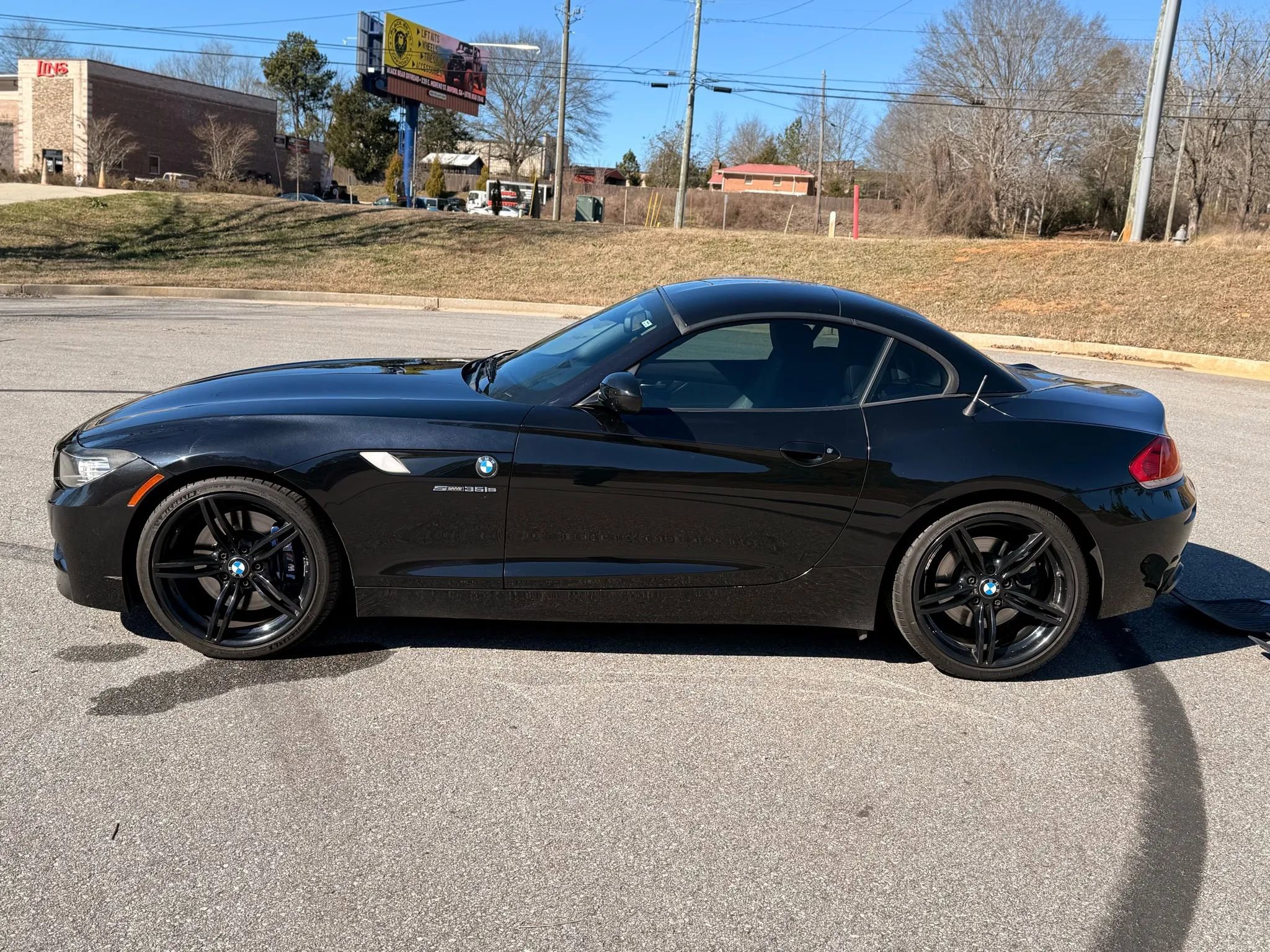 Used 2011 BMW Z4 sDrive35is image 4