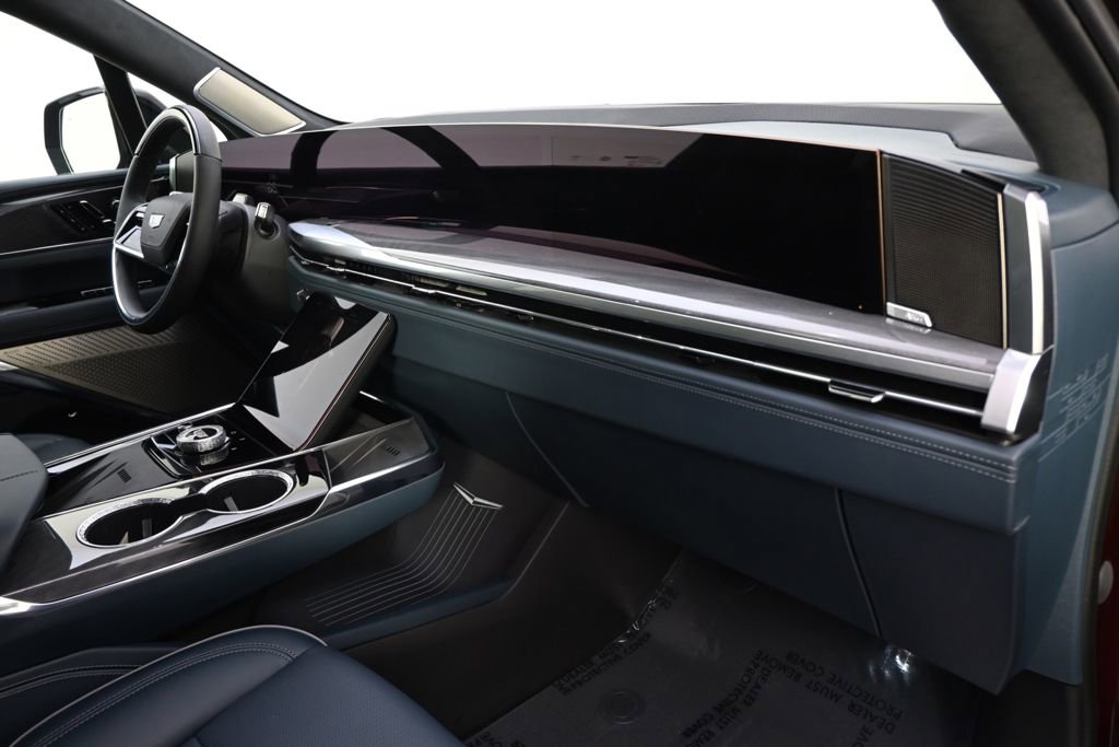 Certified 2025 Cadillac Escalade IQ Sport 2 AWD/4WD image 15