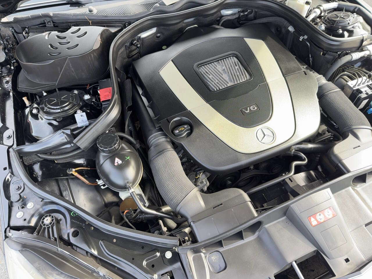 Used 2011 Mercedes-Benz E 350 4MATIC Wagon image 27