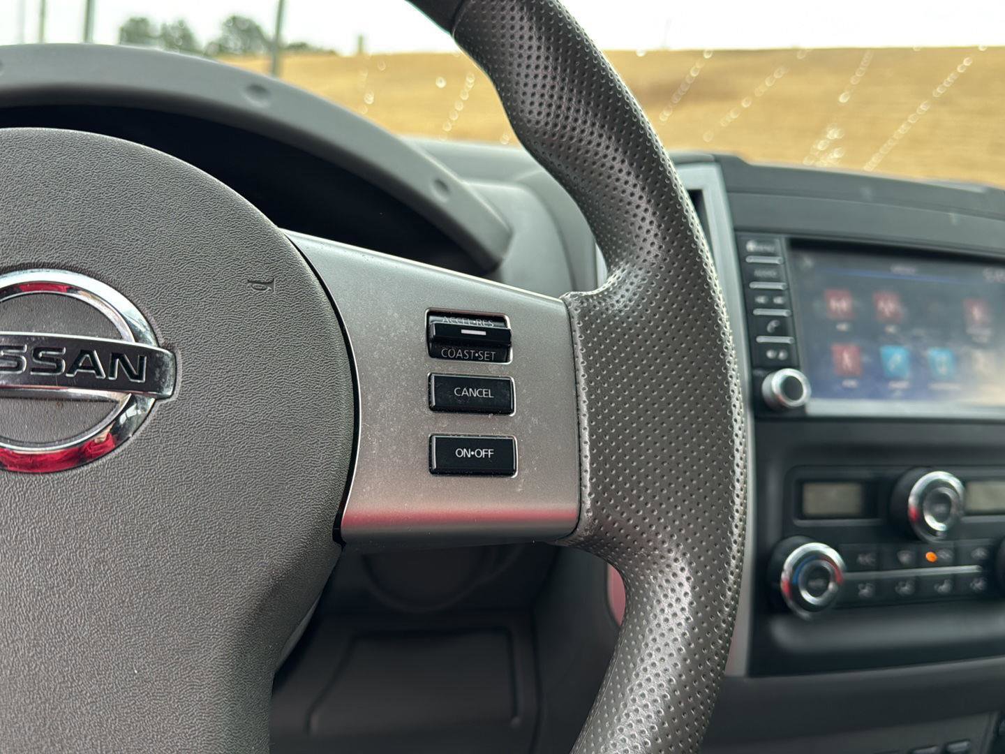 Used 2020 Nissan Frontier SV image 19