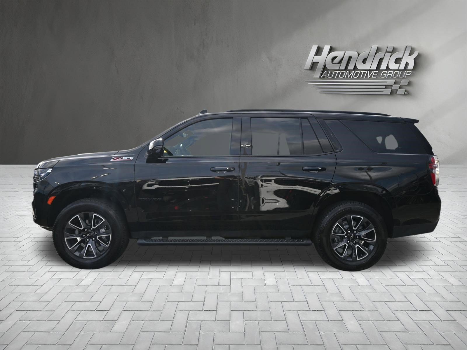 Used 2022 Chevrolet Tahoe Z71 w/ Luxury Package AWD/4WD image 6