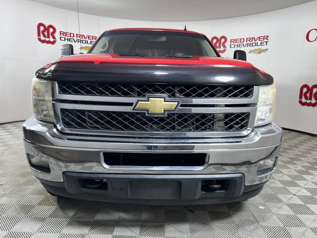 Used 2011 Chevrolet Silverado 2500 LTZ w/ LTZ Plus Package AWD/4WD image 2