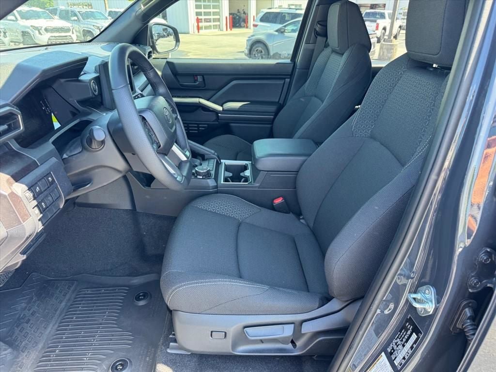 Used 2026 Toyota 4Runner SR5 AWD/4WD image 13