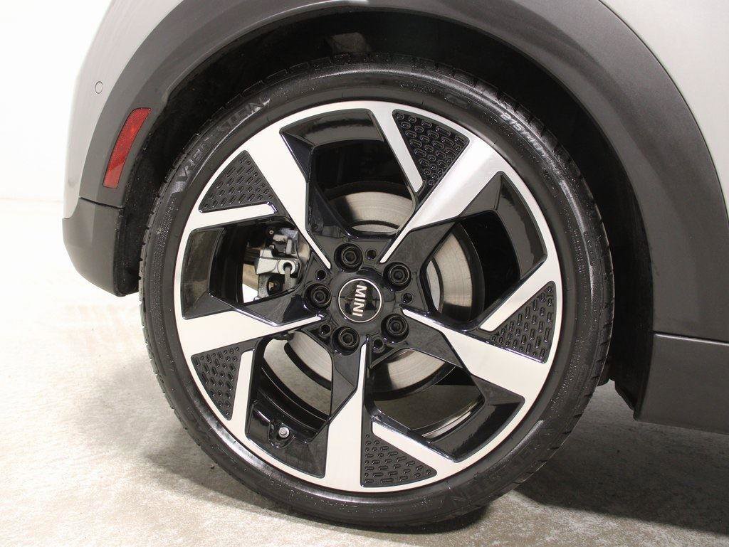 Certified 2025 MINI Cooper S image 22