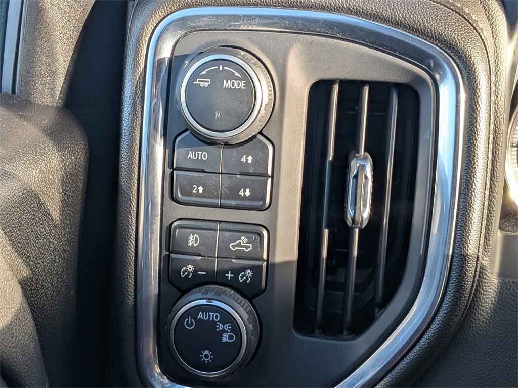 Used 2021 Chevrolet Silverado 1500 LT Trail Boss w/ Bed Protection Package image 25