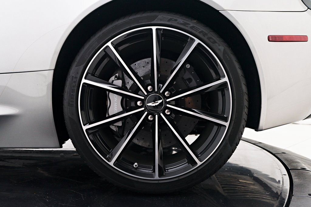 Used 2016 Aston Martin DB9 GT image 43