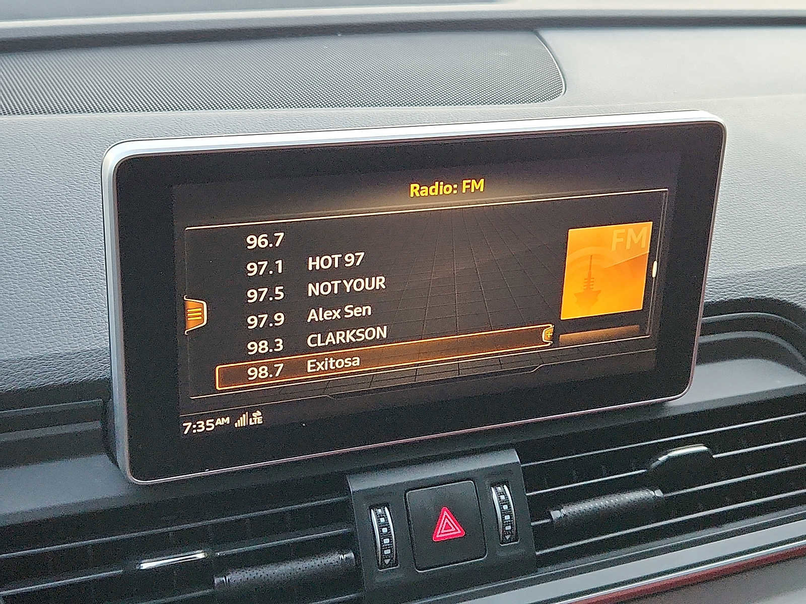 Used 2020 Audi SQ5 Premium Plus w/ Premium Plus Package image 16