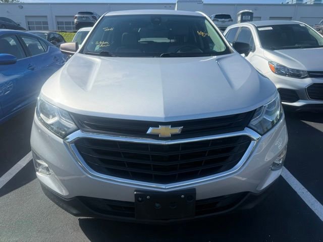 Used 2020 Chevrolet Equinox LS w/ LS Convenience Package FWD image 3