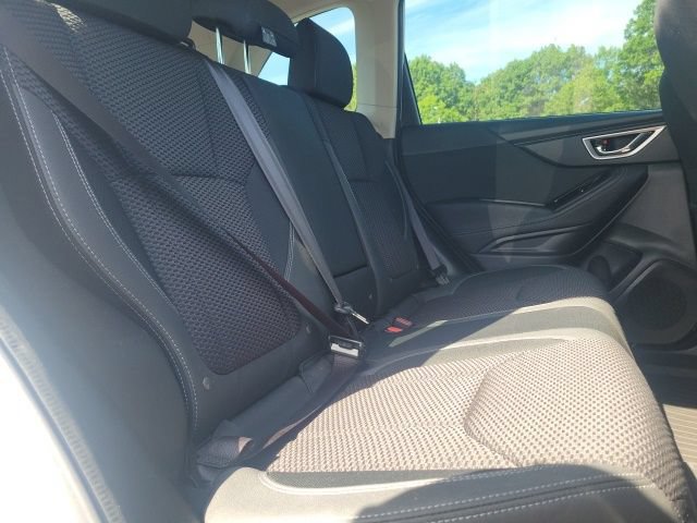Used 2020 Subaru Forester Premium AWD/4WD image 22