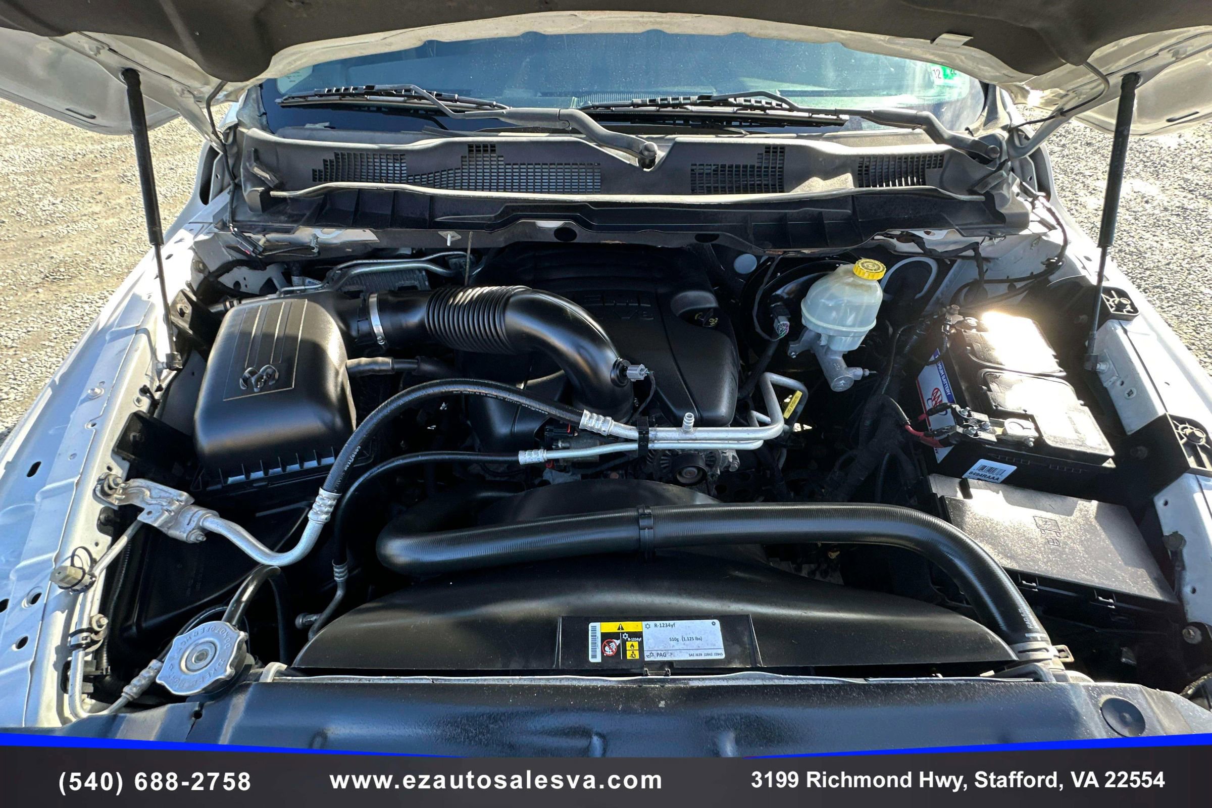 Used 2015 RAM 1500 Limited image 12