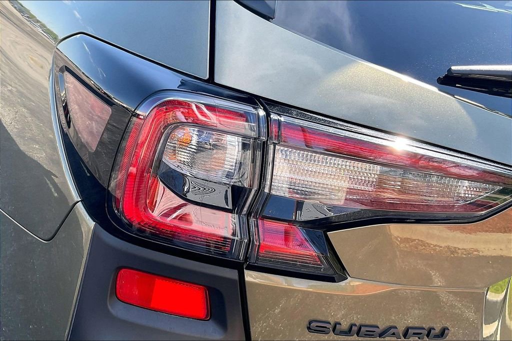 Certified 2023 Subaru Outback Wilderness AWD/4WD image 33