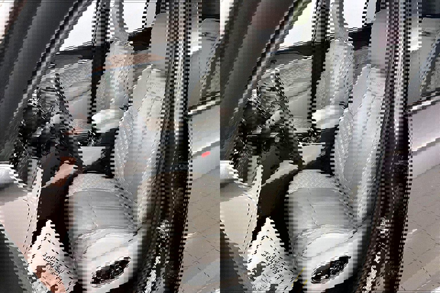 Used 2022 Jeep Grand Cherokee Summit w/ Adv Protech Group IV image 21