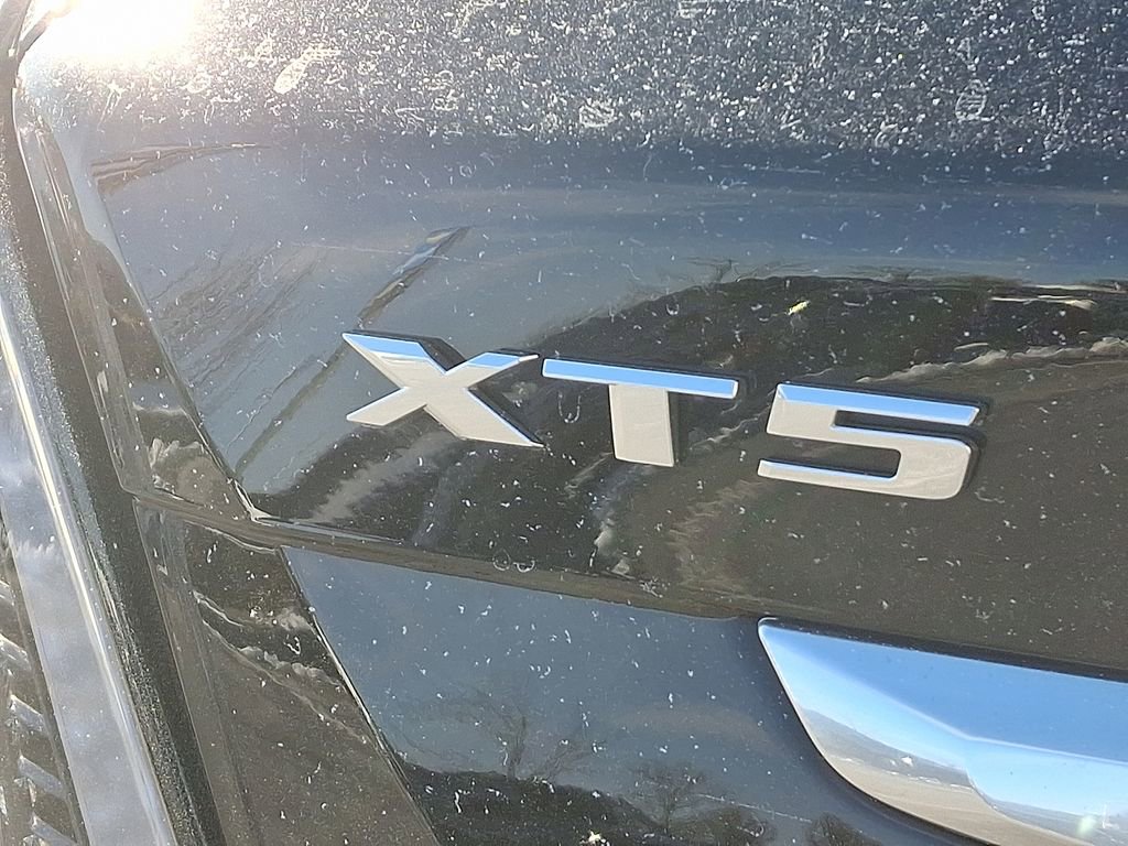 Certified 2025 Cadillac XT5 Sportv w/ Technology Package image 33