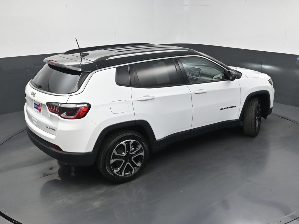 Used 2022 Jeep Compass Limited AWD/4WD image 35