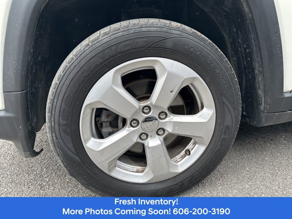 Used 2019 Jeep Compass Latitude AWD/4WD image 8