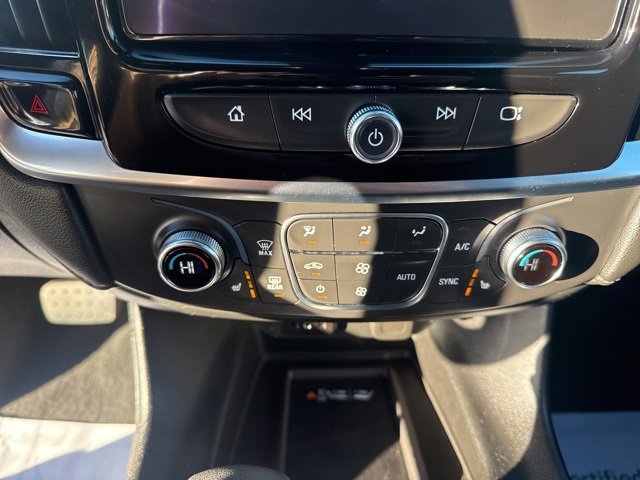 Used 2023 Chevrolet Traverse LT image 16