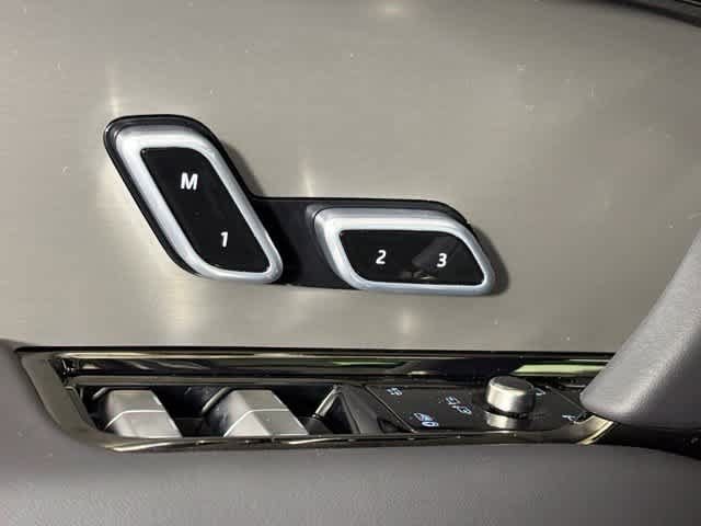 New 2027 Land Rover Range Rover Sport Dynamic SE AWD/4WD image 22