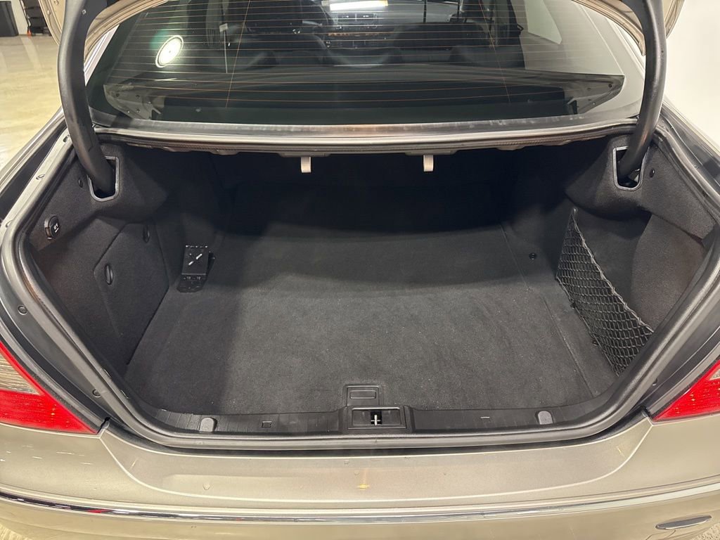 Used 2007 Mercedes-Benz E 550 Sedan image 35
